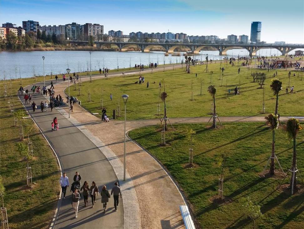 Riberas y parques