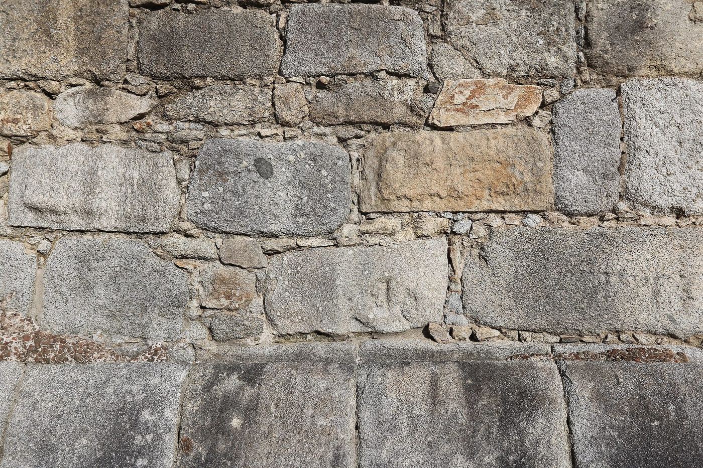Columnas del templo romano de Évora